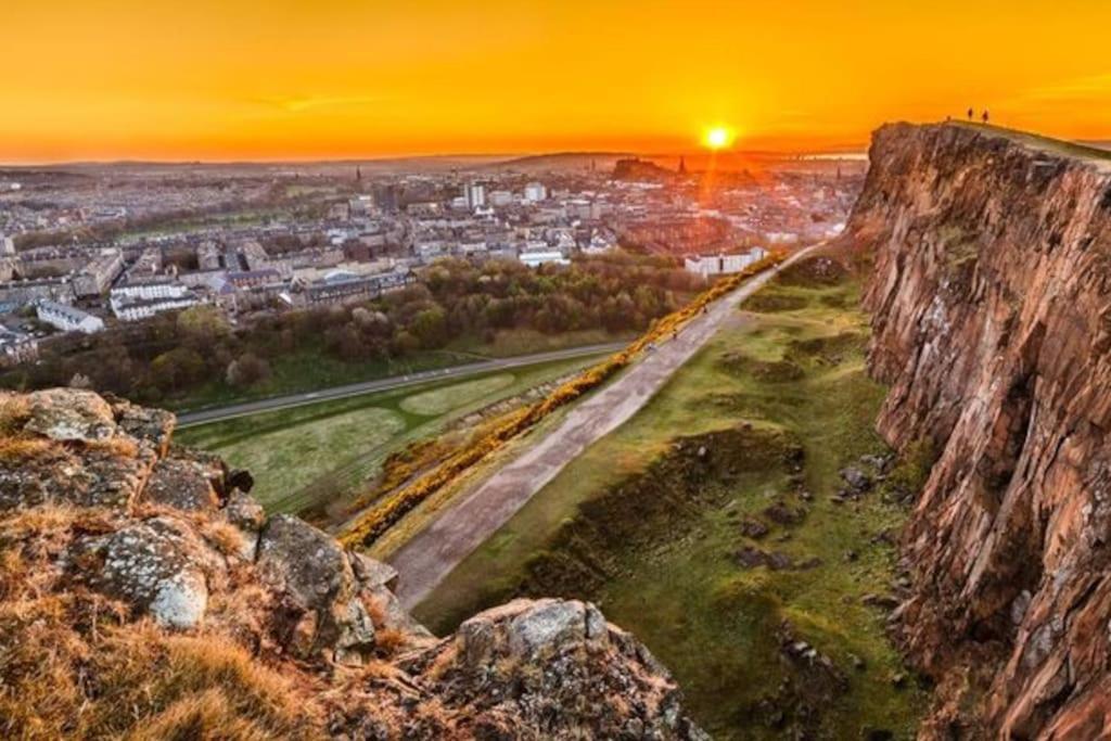 Stylish Victorian Apartment'S Close To The Botanical Gardens, Free Parking! Edimburgo Esterno foto
