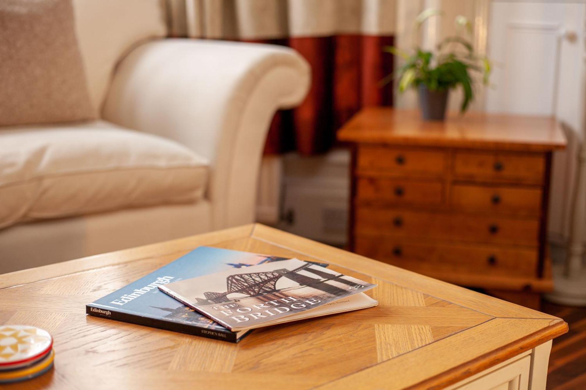 Stylish Victorian Apartment'S Close To The Botanical Gardens, Free Parking! Edimburgo Esterno foto